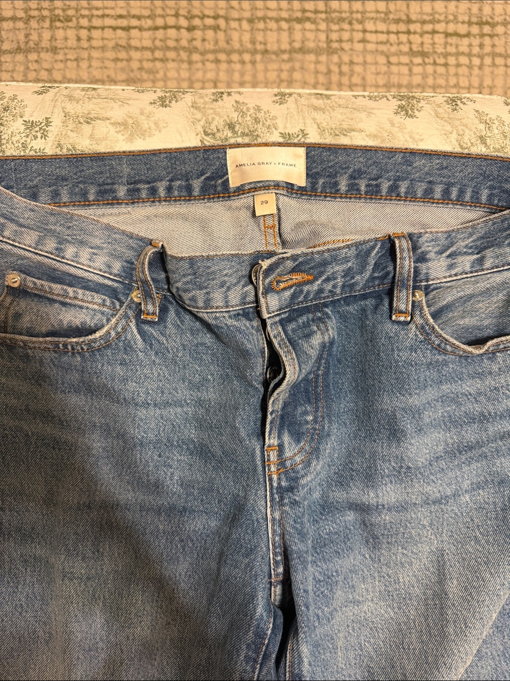 Frame x Amelia Grey jeans